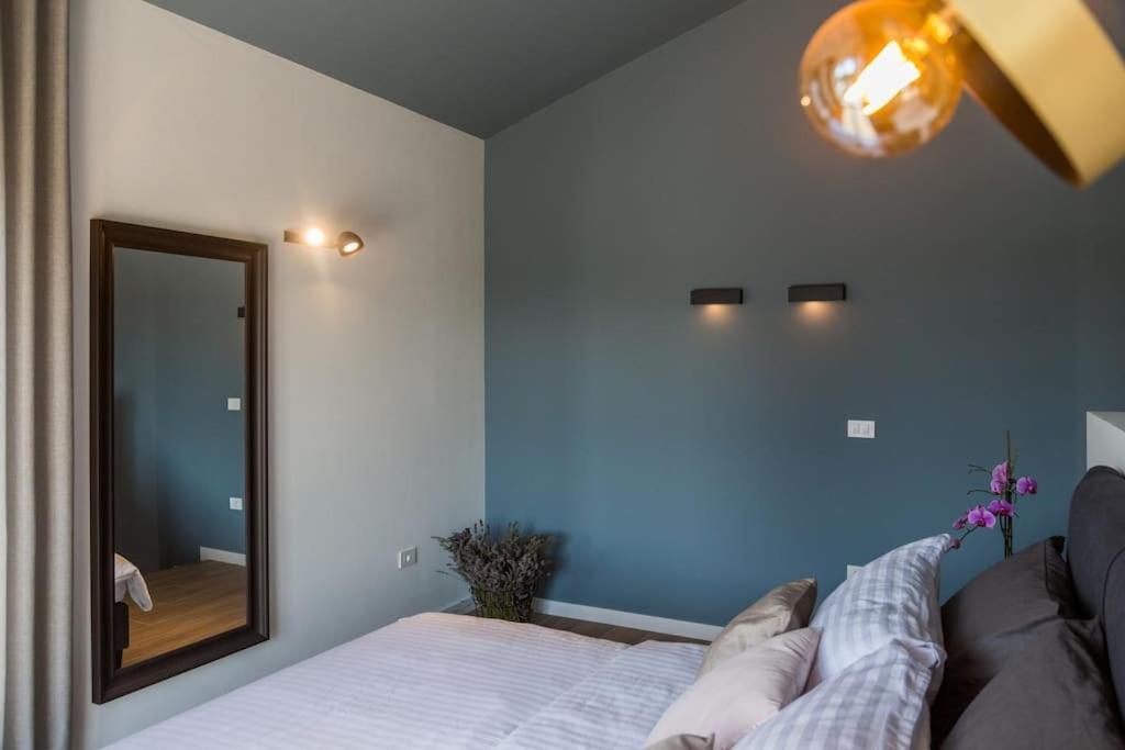 Marcante - Designer, Romantic Pool View Suite Пореч Екстериор снимка